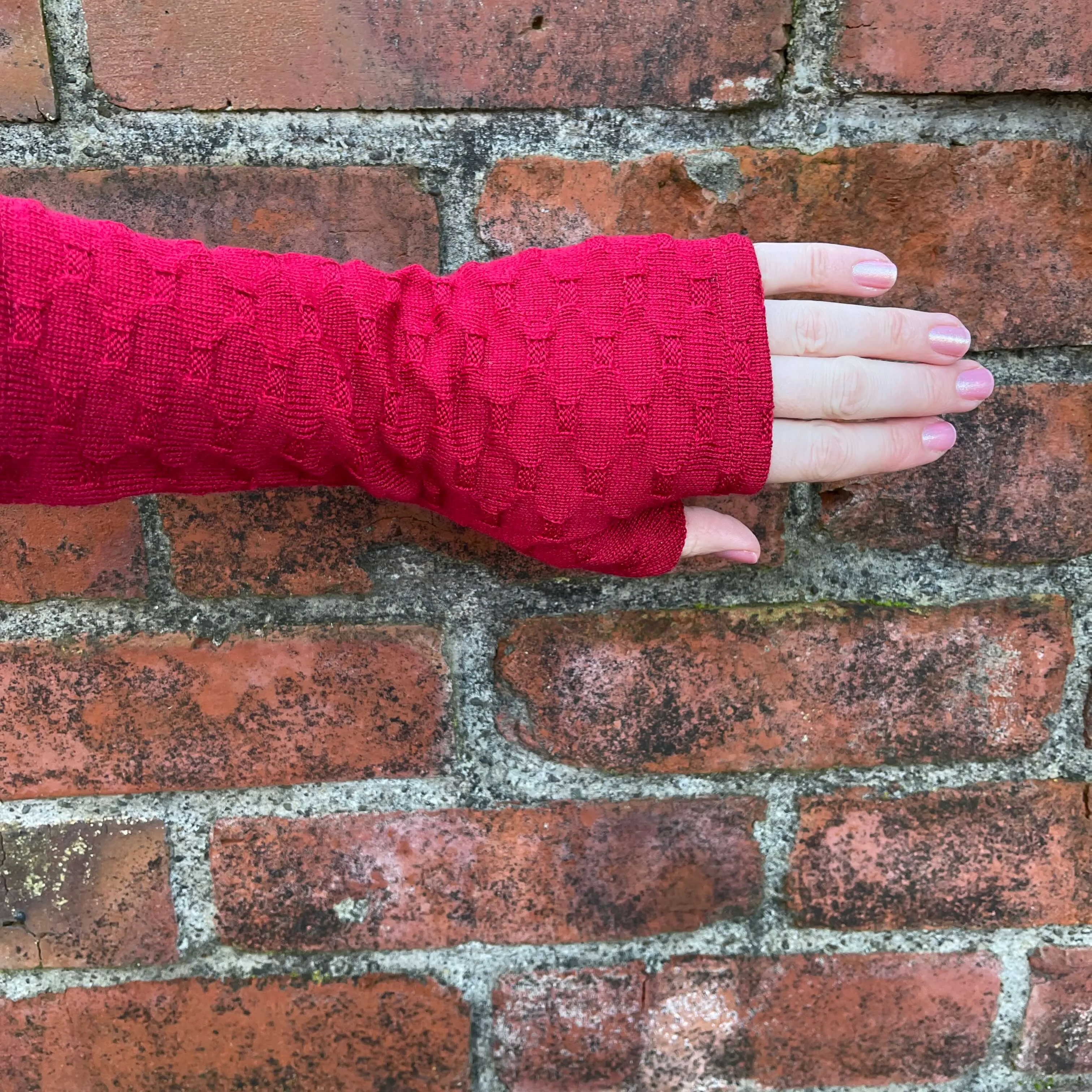 Merino Wool Gloves - Red Cross Textured